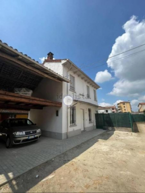 Villetta Garlasco Centro con Giardino